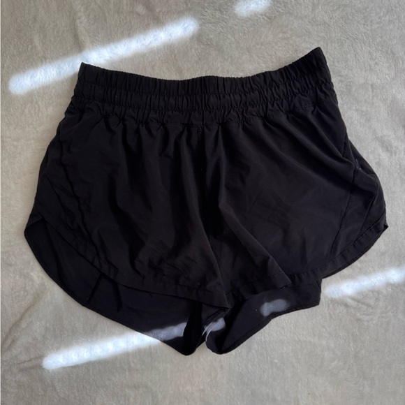 Lululemon Track That High-Rise Short 3" Lined Black Size 10 - Picture 1 of 5